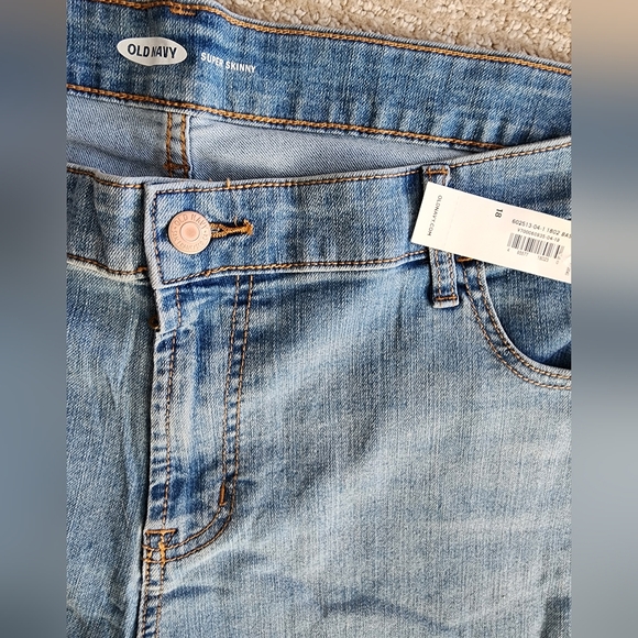 Size 18 Old Navy Super Skinny Blue Jeans BNWT - Picture 2 of 2